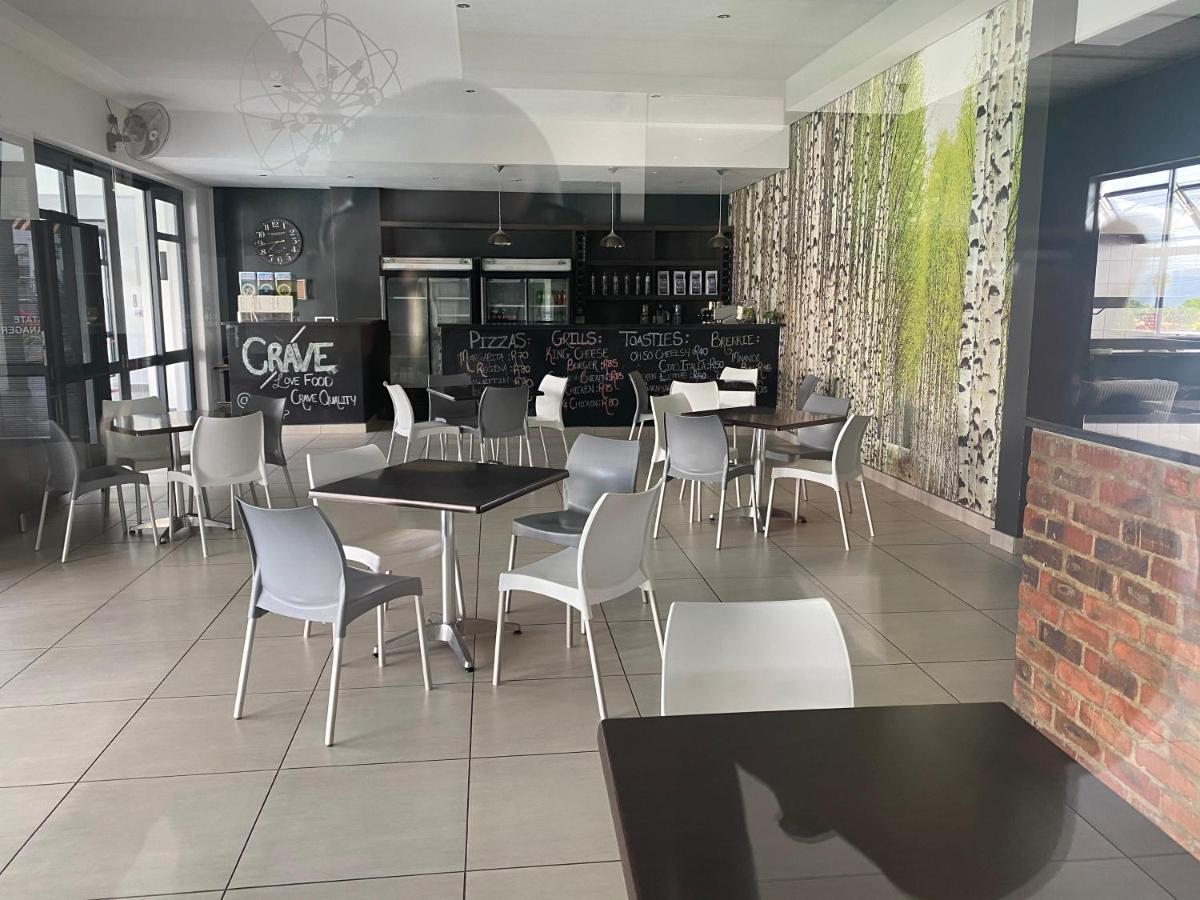 Greenstone Ridge Apartment ヨハネスブルグ エクステリア 写真